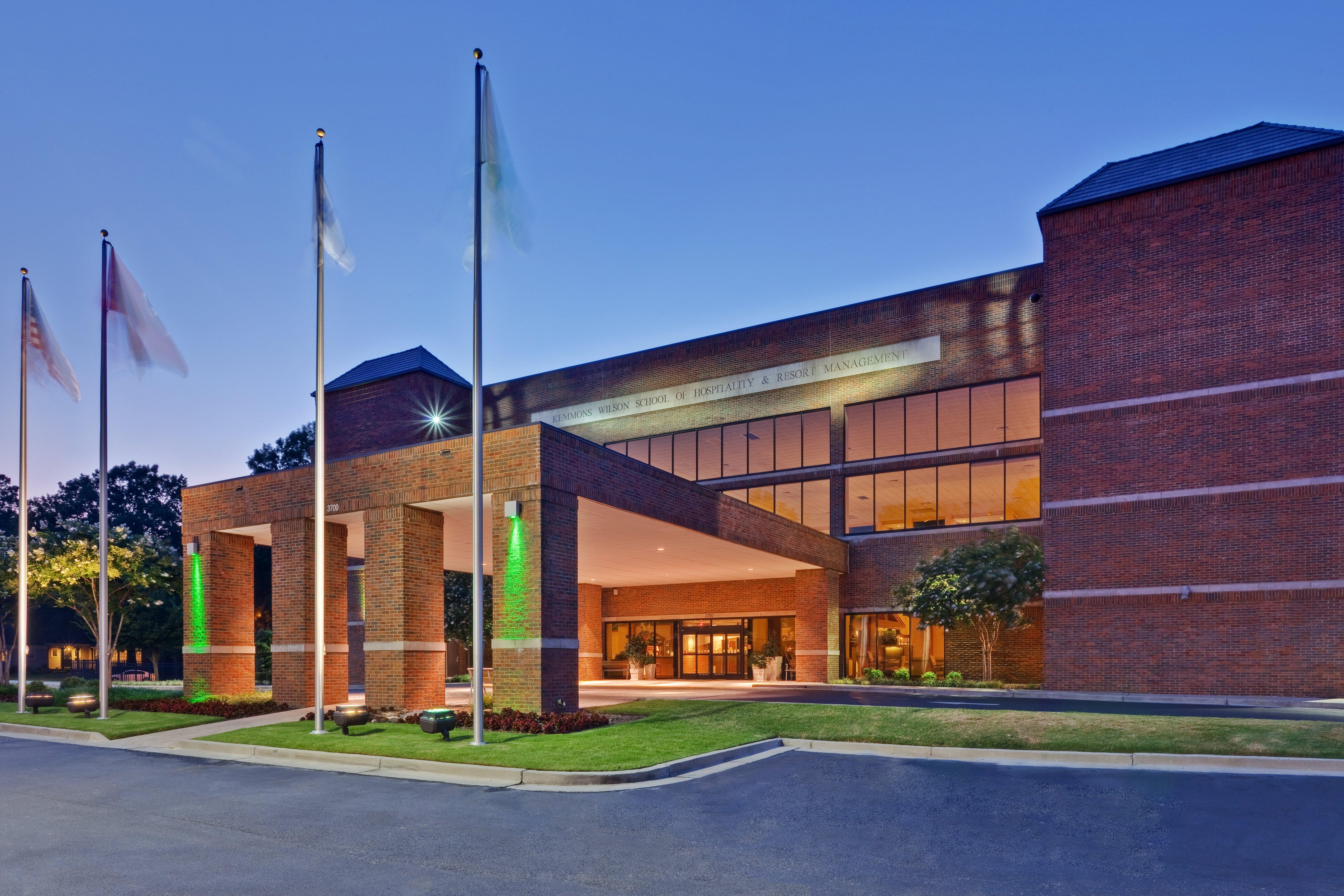 Hotel Memphis-university Of By Ihg Memphis