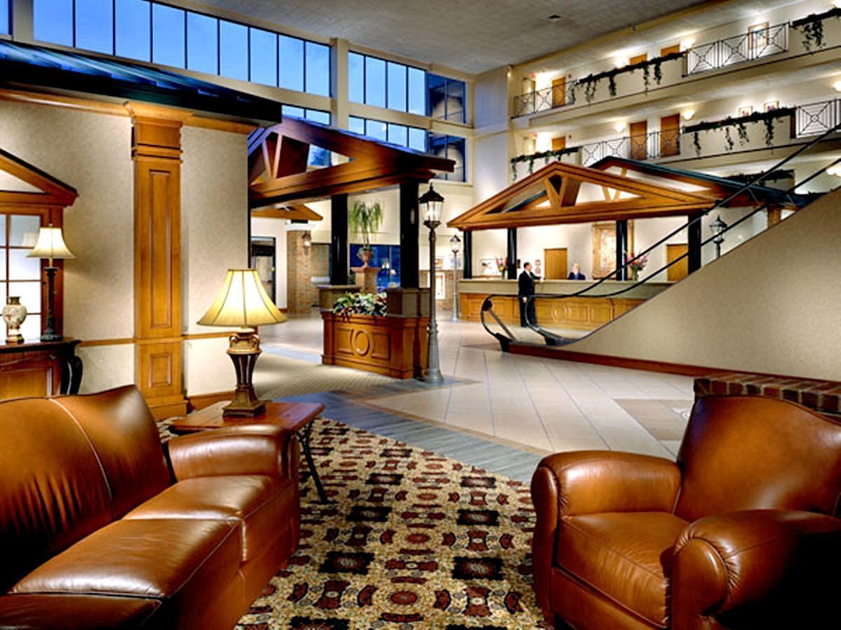 Memphis-university Of By Ihg